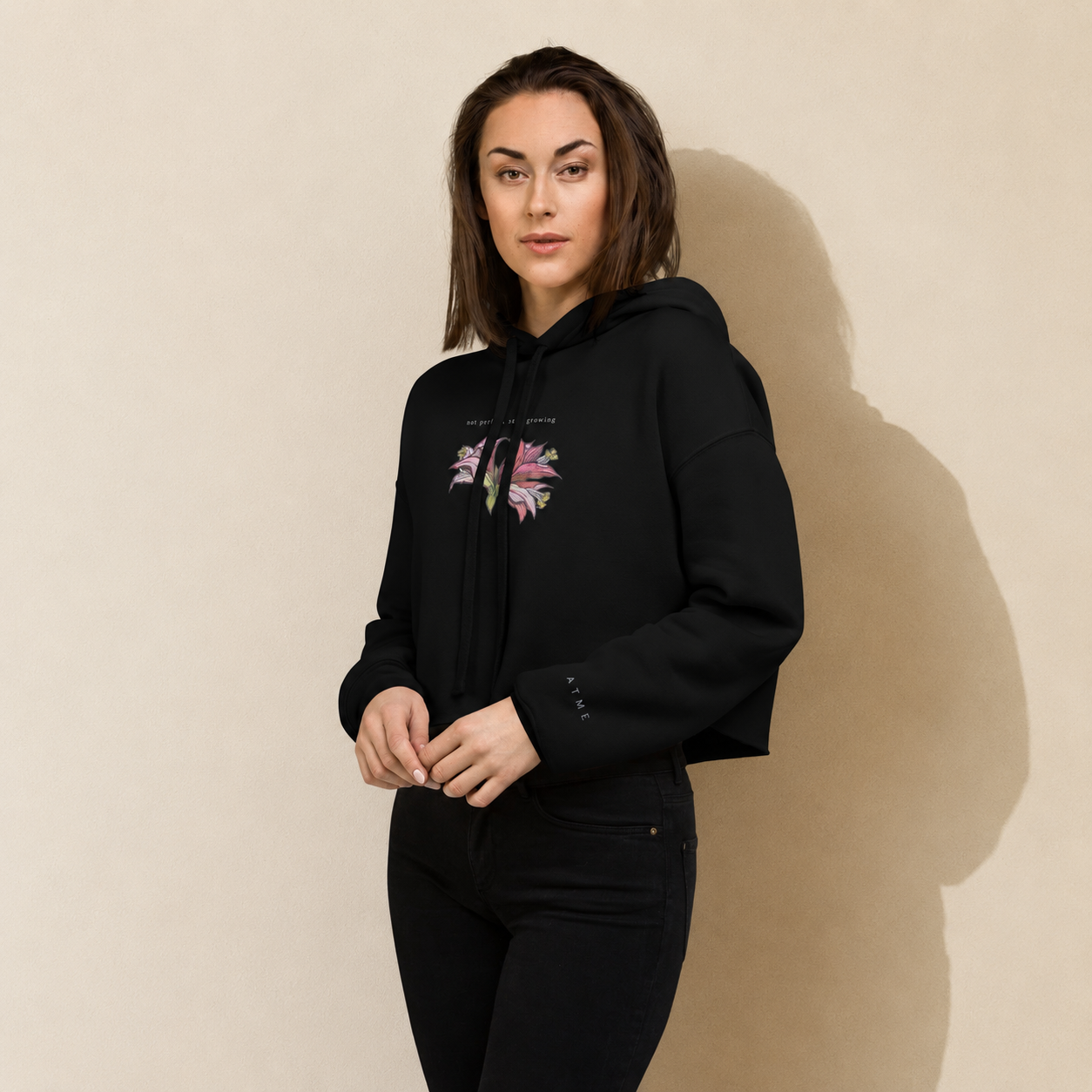 Wild Lines amaryllis print on crop hoodie — Atme