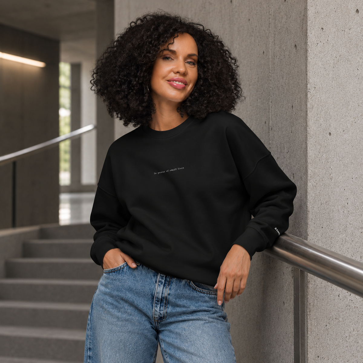 Women’s organic crew neck sweatshirt