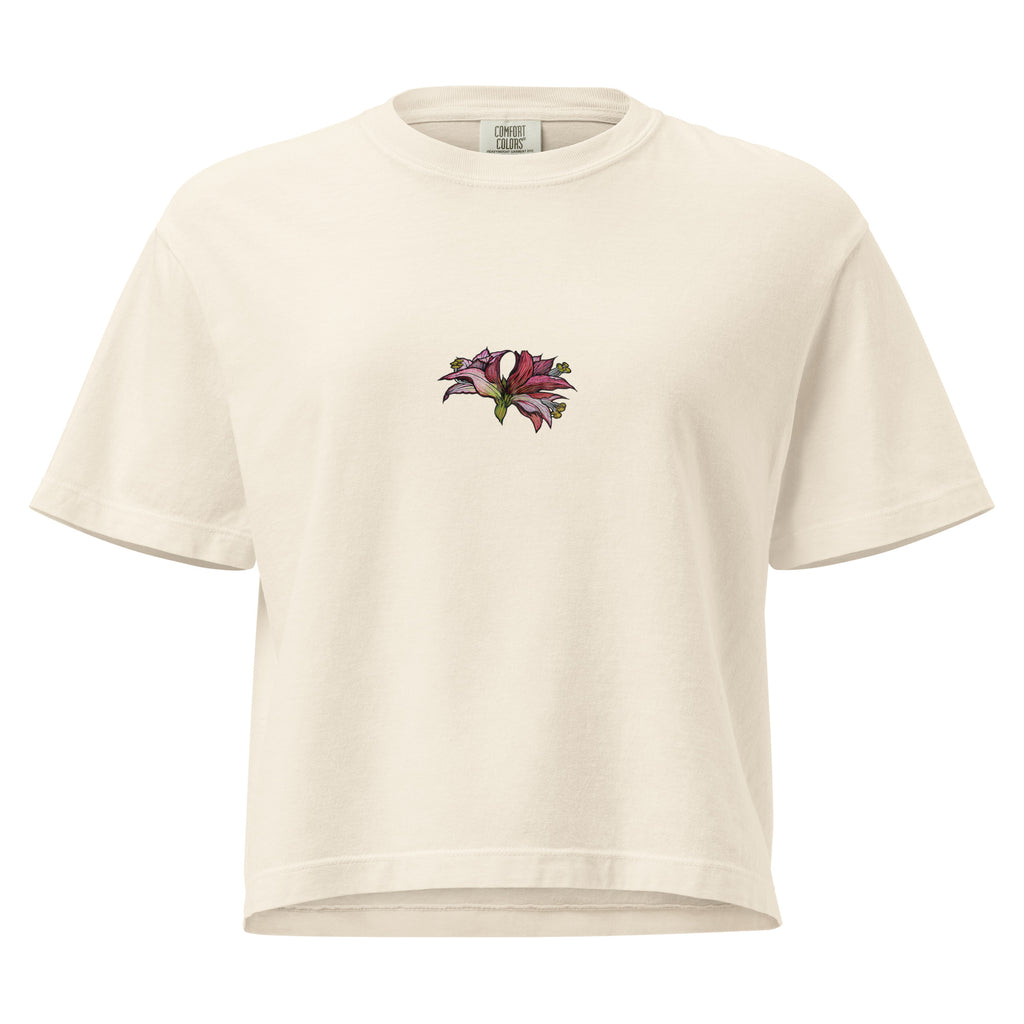 Amaryllis boxy t-shirt side view — relaxed boxy fit, Wild Lines by Atme